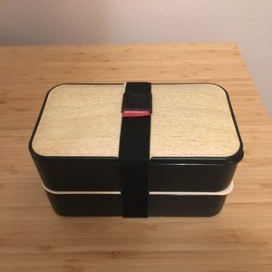 THE ORIGINAL Japanese Bento Box (Upgraded 2019 Black & Bamboo Design) w/FREE 2 D